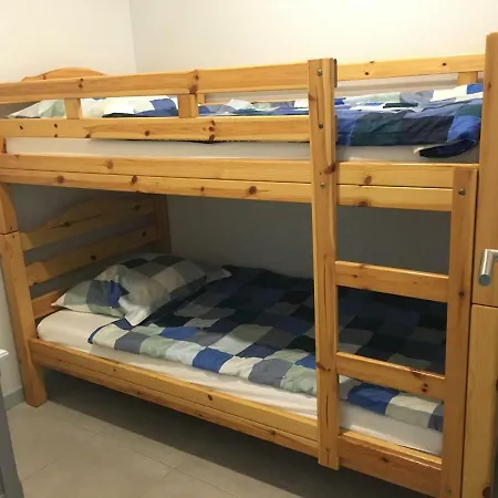 Maxime 4 Pieces * 圣马克西姆